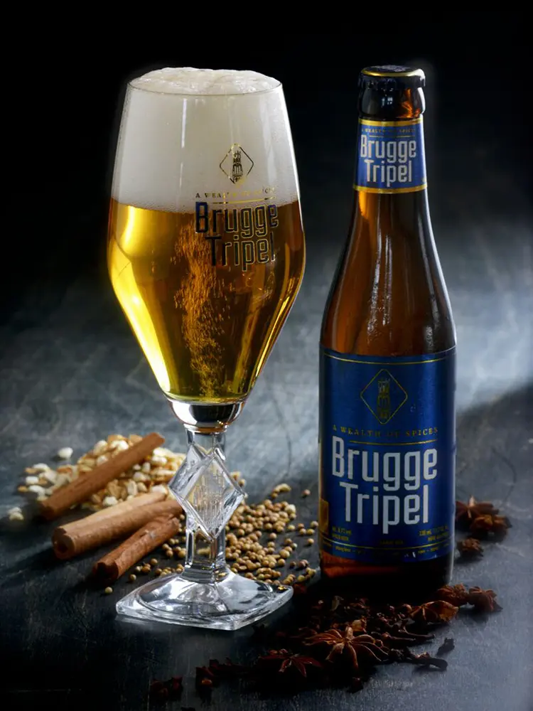 brugge-tripel-beer-and-glass-02